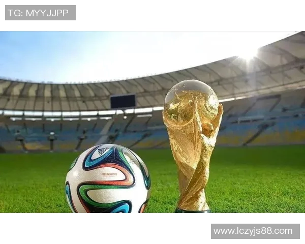 当红足球球星惊喜亮相综艺舞台畅谈赛场内外精彩故事